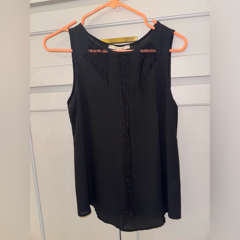 Francesca’s top size Small